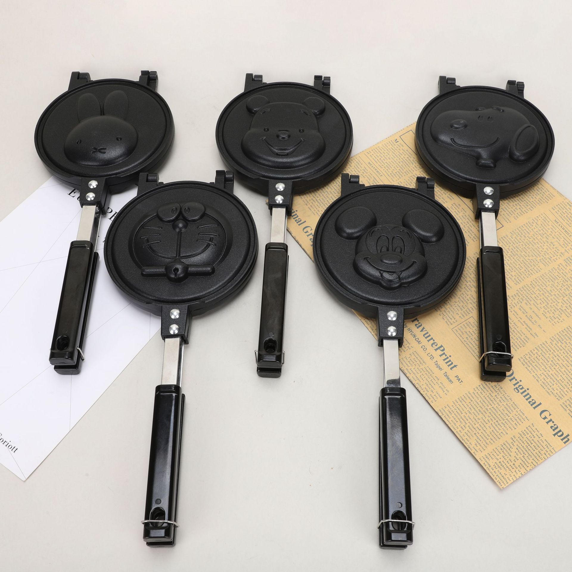 Multifunctional Cartoon Round  - Egg Waffle Pan 评论和价格